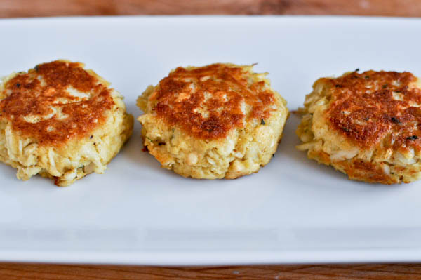 Simple Light Crab Cakes I howsweeteats.com