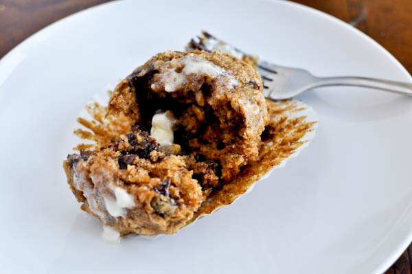 Oatmeal Chocolate Chip Cookie Muffins I howsweeteats.com