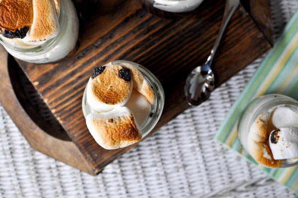 S'mores Cake in a Jar I howsweeteats.com