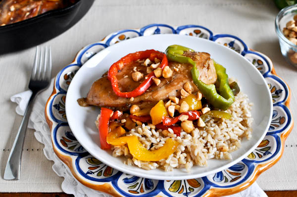 Skillet Chicken with Peppers and Peanuts I howsweeteats.com