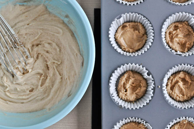 Snickerdoodle Cookie Cupcakes I howsweeteats.com