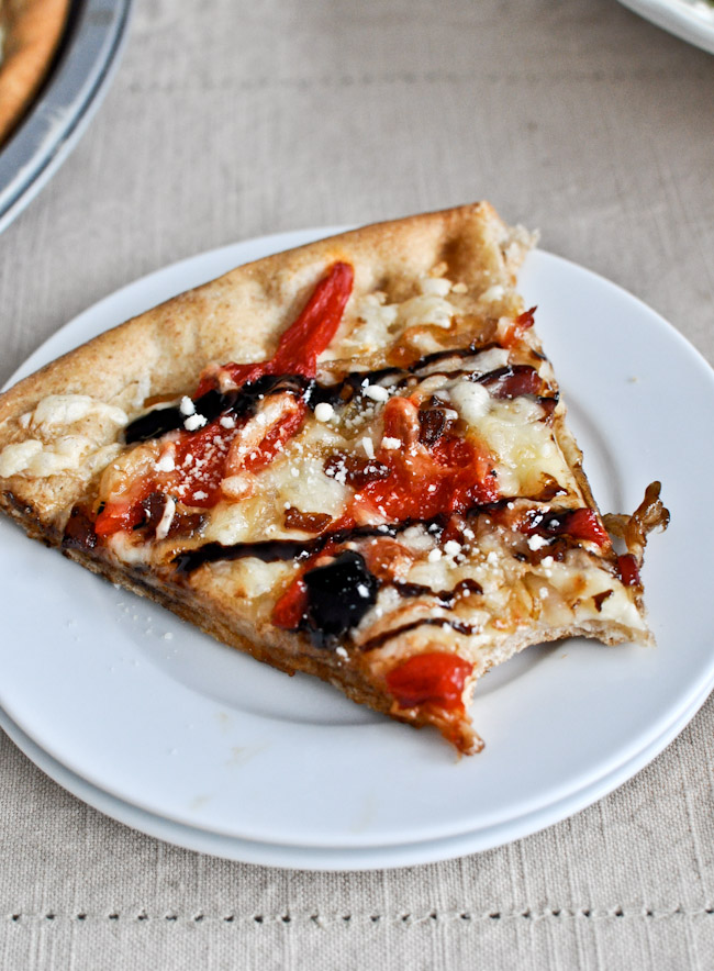 Whole Wheat Roasted Red Pepper + Fontina Pizza with Balsamic Glaze I howsweeteats.com
