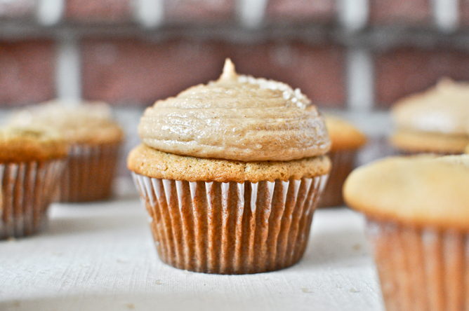 Brown Sugar Cupcakes with Peanut Butter Brown Sugar FrostingI howsweeteats.com