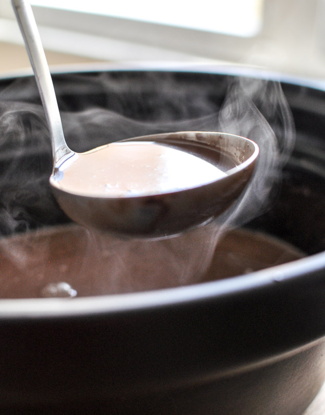 Crockpot Coconut Hot Chocolate I howsweeteats.com