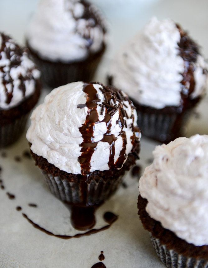 Dark Chocolate Fudge Merlot Cupcakes I howsweeteats.com