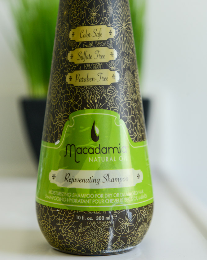 Macadamia Oil Rejuvenating Shampoo I howsweeteats.com