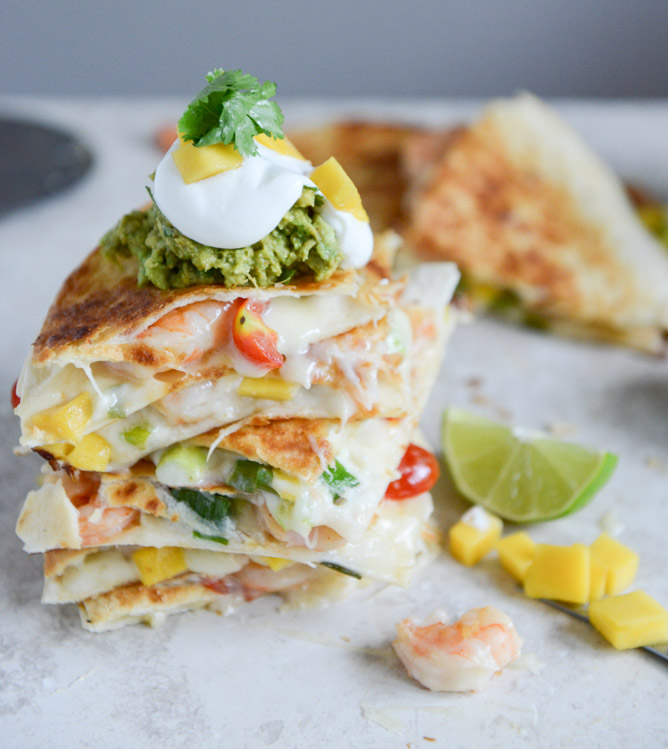 Chipotle Beer Shrimp Quesadillas with Spicy Guac I howsweeteats.com