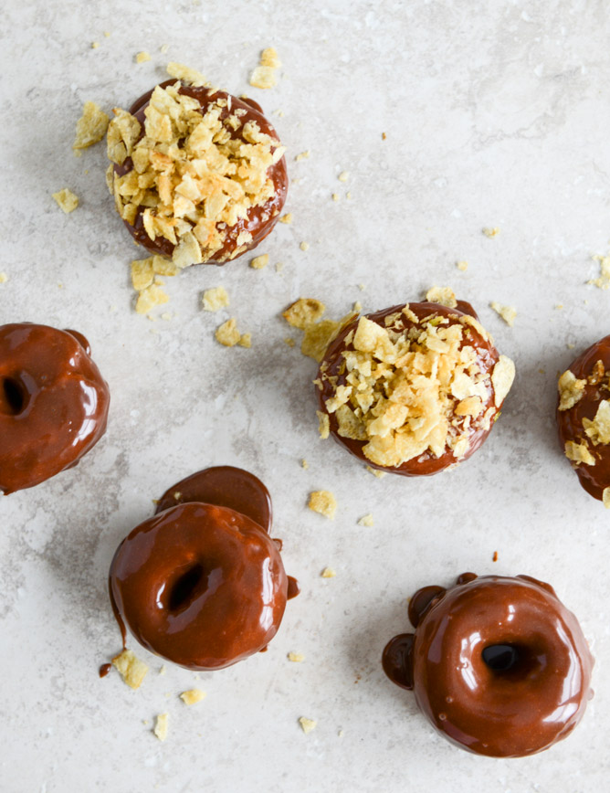Crunchy Kettle Chip Chocolate Frosted Raised Donuts I howsweeteats.com