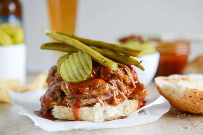saucy pulled pork sandwiches I howsweeteats.com