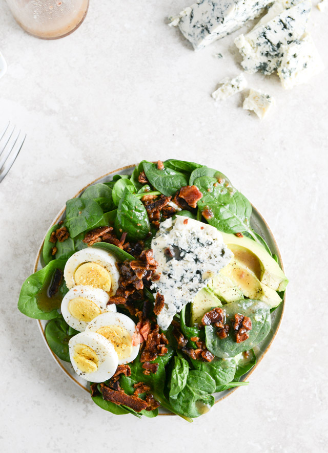 Killer Spinach Salads with Hot Bacon Dressing I howsweeteats.com