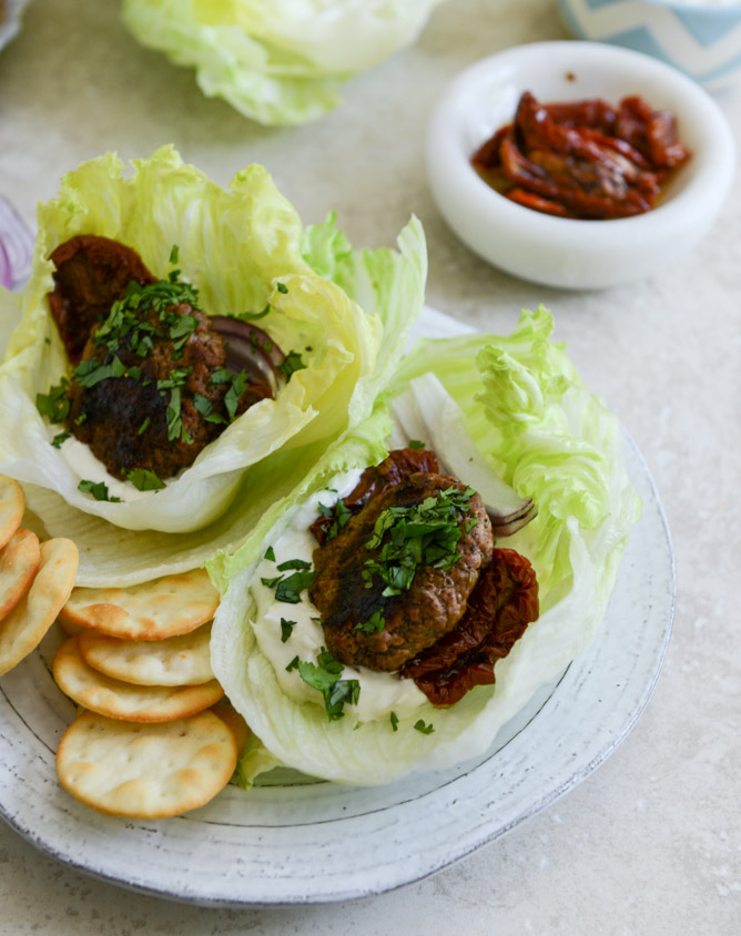 lamb slider lettuce wraps with whipped feta, artichokes and sun dried tomatoes I howsweeteats.com