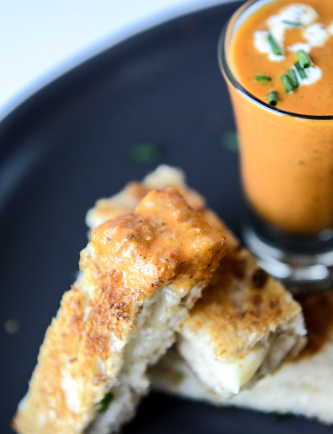 creamy tomato soup shooters with three cheese grilled cheese sticks I howsweeteats.com