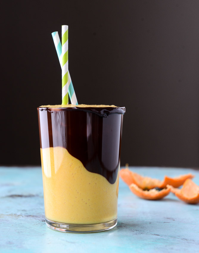 chocolate covered clementine smoothie I howsweeteats.com