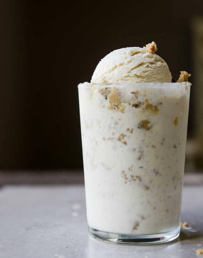 peanut butter chocolate chip cookie dough blizzard with no-churn vanilla bean ice cream I howsweeteats.com