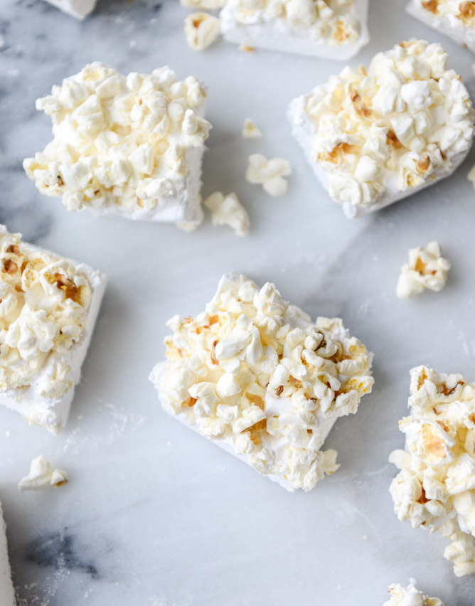 buttered popcorn marshmallow s'mores I howsweeteats.com