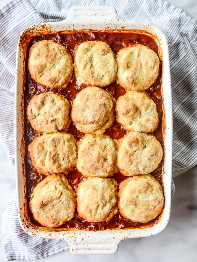spicy chicken chili with pumpkin beer biscuits I howsweeteats.com