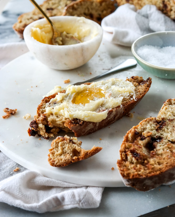 soda bread with milk chocolate and salted honey butter I howsweeteats.com