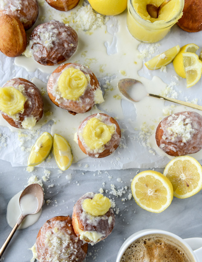 lemon cheesecake doughnuts I howsweeteats.com