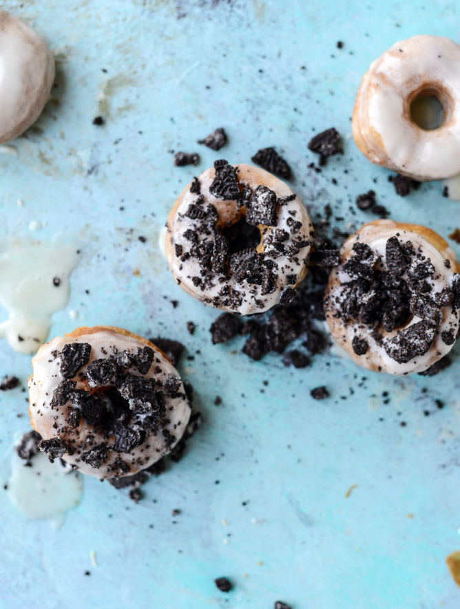 cookies & cream puff pastry doughnuts by @howsweeteats I howsweeteats.com