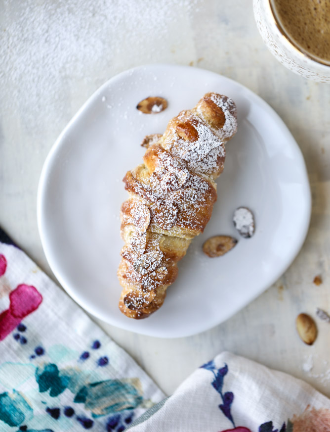 puff pastry almond croissants I howsweeteats.com 