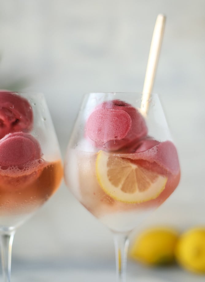 10 perfect cocktails for Mother's Day I howsweeteats.com 