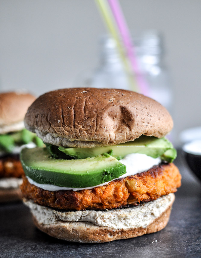 Smoky Sweet Potato Burgers and 10 favorite recipes for Memorial Day Weekend I howsweeteats.com 