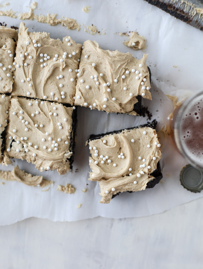 beer brownies (and 10 recipes for the 4th of july!) I howsweeteats.com 