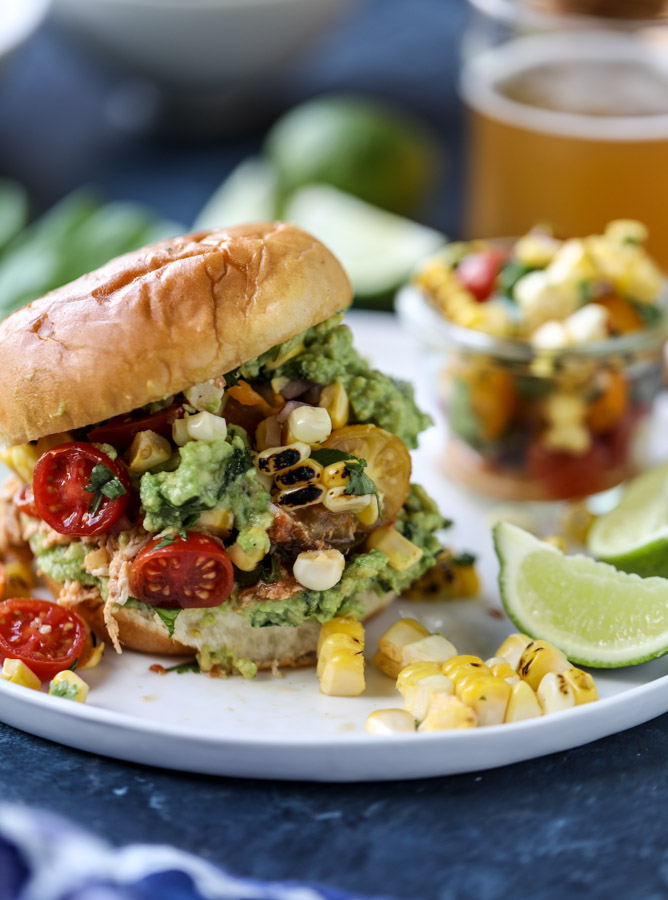 pulled chicken guacamole sliders with grilled corn pico I howsweeteats.com