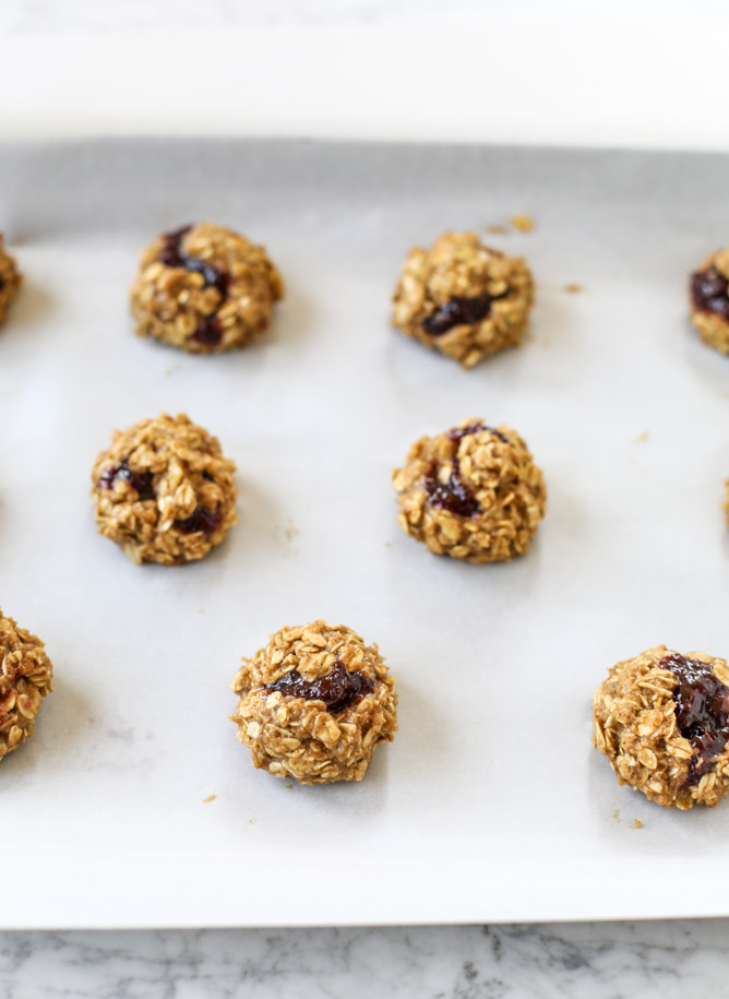 peanut butter and jelly breakfast cookies I howsweeteats.com