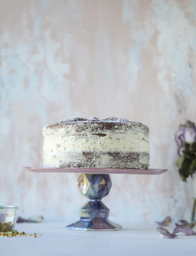 pistachio carrot cake with cream cheese frosting I howsweeteats.com #carrotcake #pistachio #cake #creamcheese #frosting