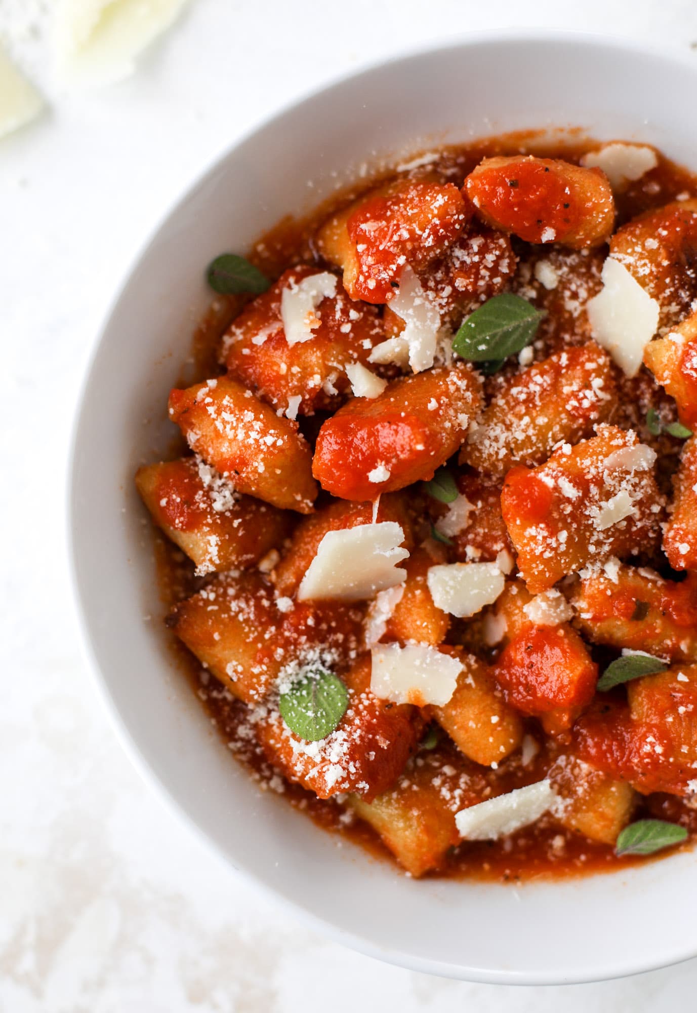 Homemade cauliflower gnocchi that tastes just like the Trader Joe's version! It's made with cauliflower, comes together fast and is super easy! I howsweeteats.com #cauliflower #gnocchi