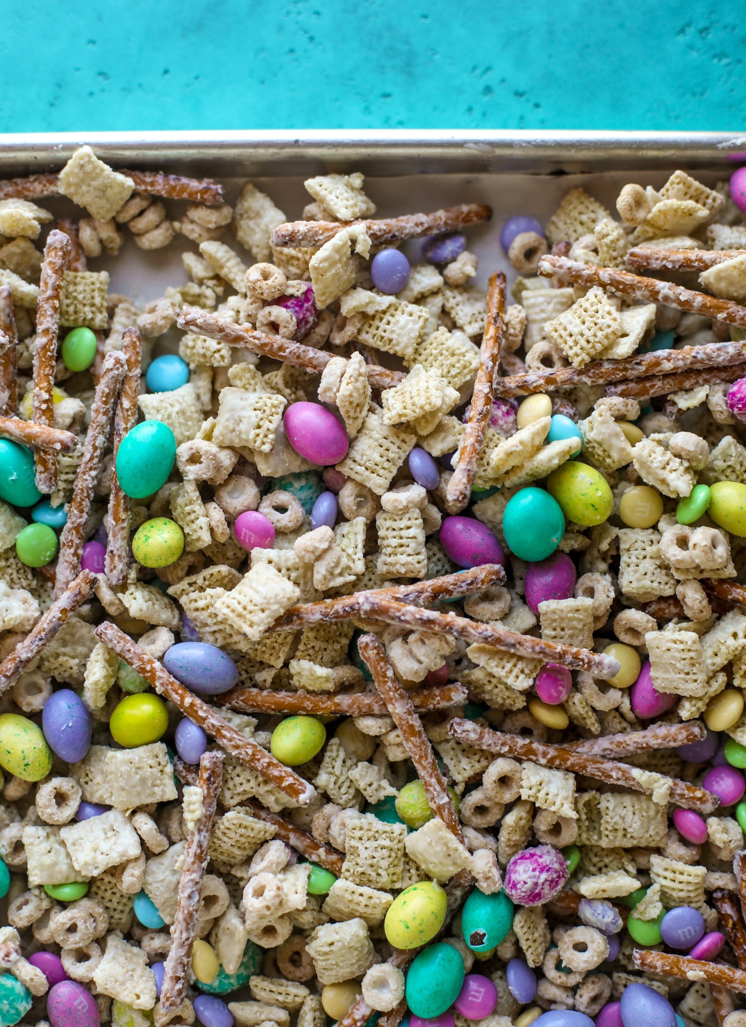 This adorable Easter snack mix is such a fun treat! It's both sweet and salty - you won’t be able to stay away from it and neither will the kids!