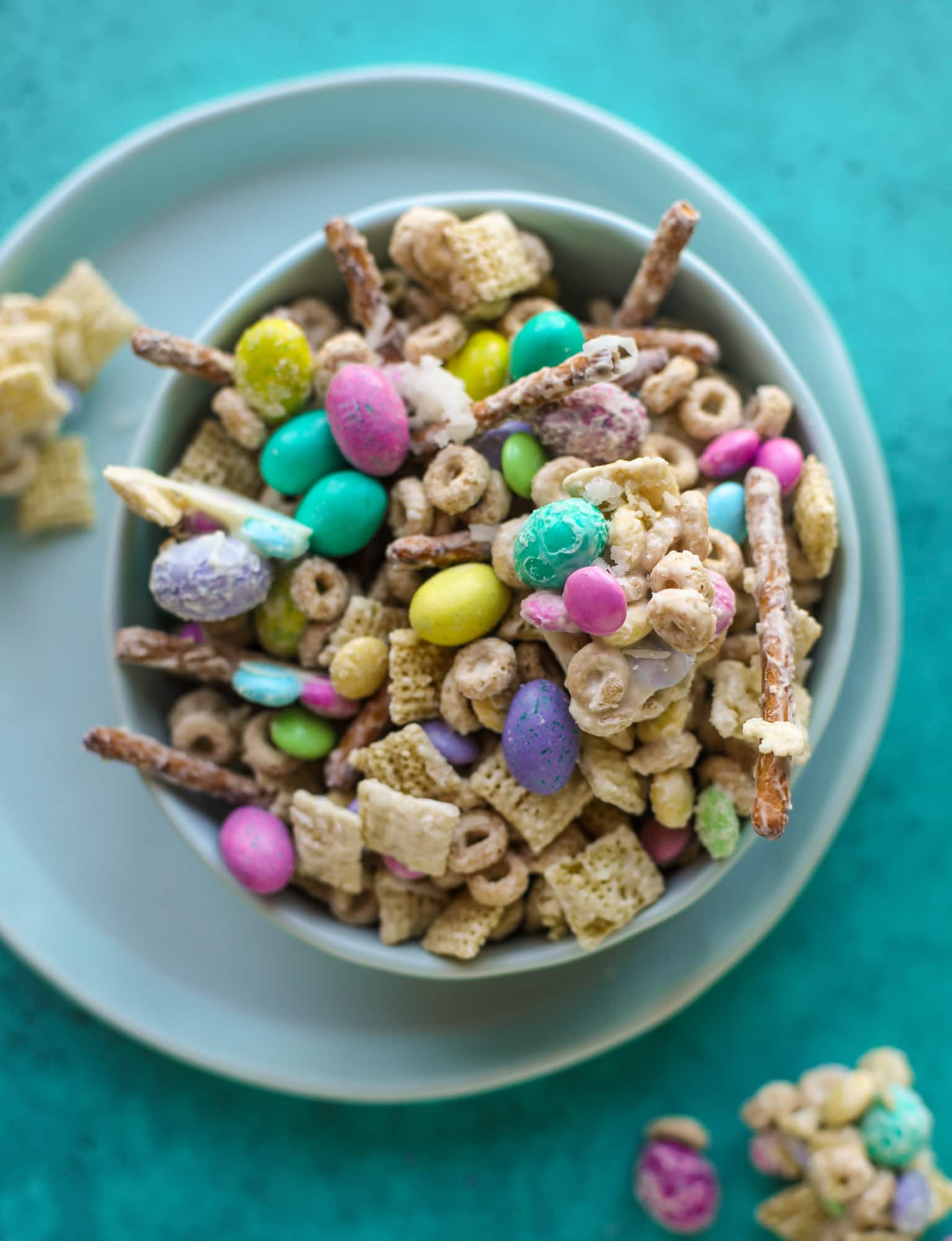 Easter Snack Mix - Easter Bunny Trail Mix Recipe - Easter Crack