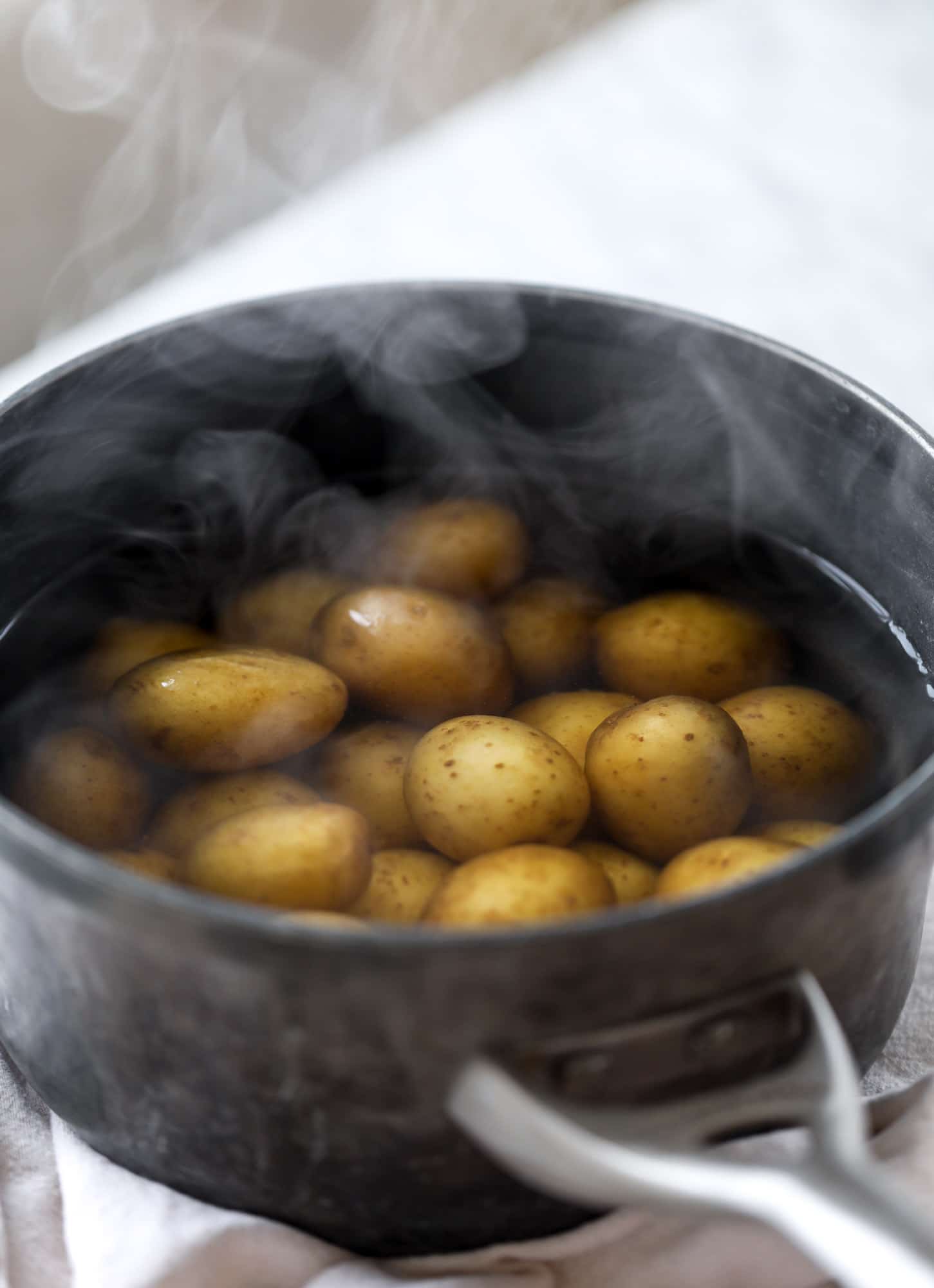 par boiling potatoes