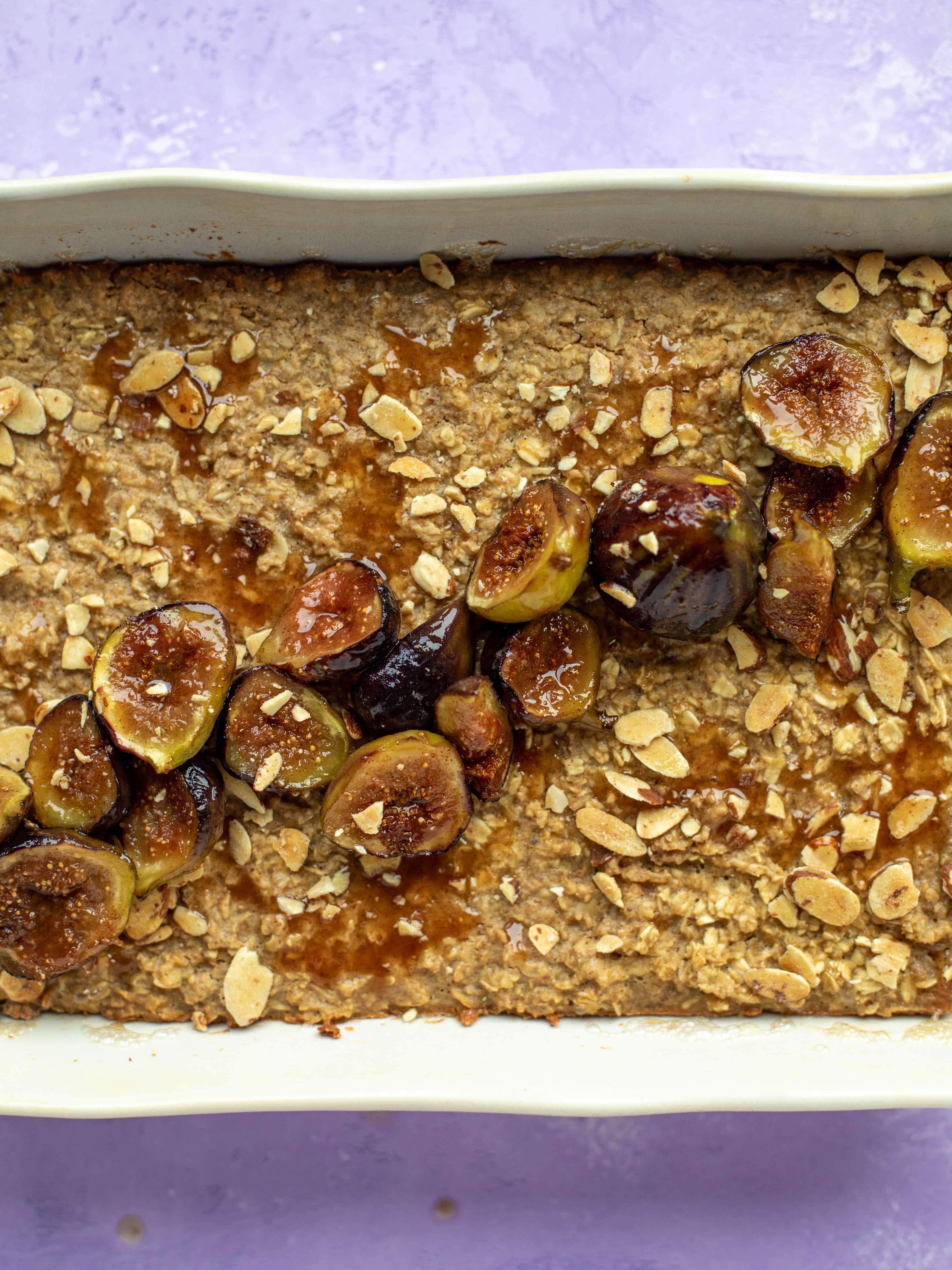 This almond butter baked oatmeal with sticky cinnamon figs is the perfect weekend treat or great for when you have brunch guests!
