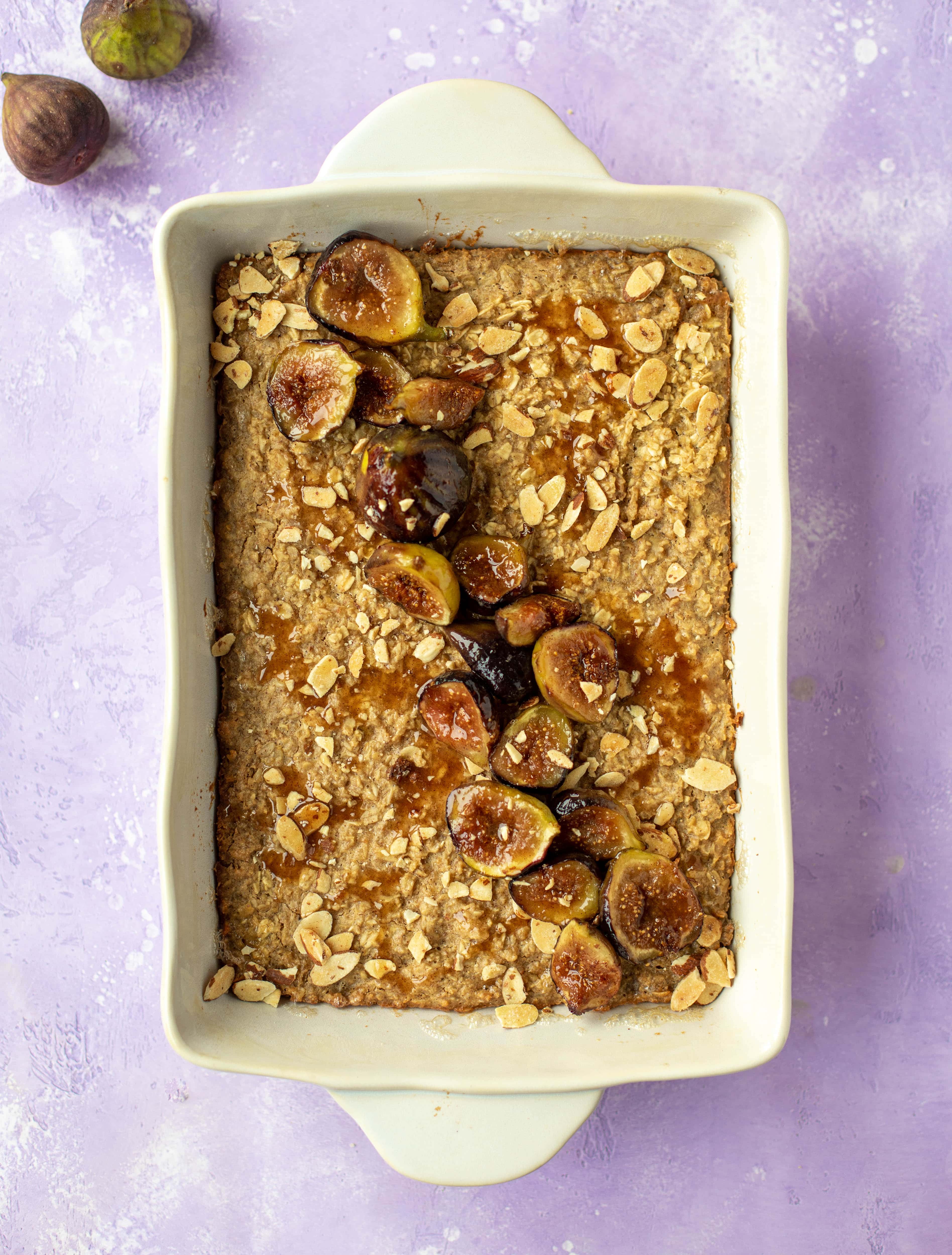 This almond butter baked oatmeal with sticky cinnamon figs is the perfect weekend treat or great for when you have brunch guests!