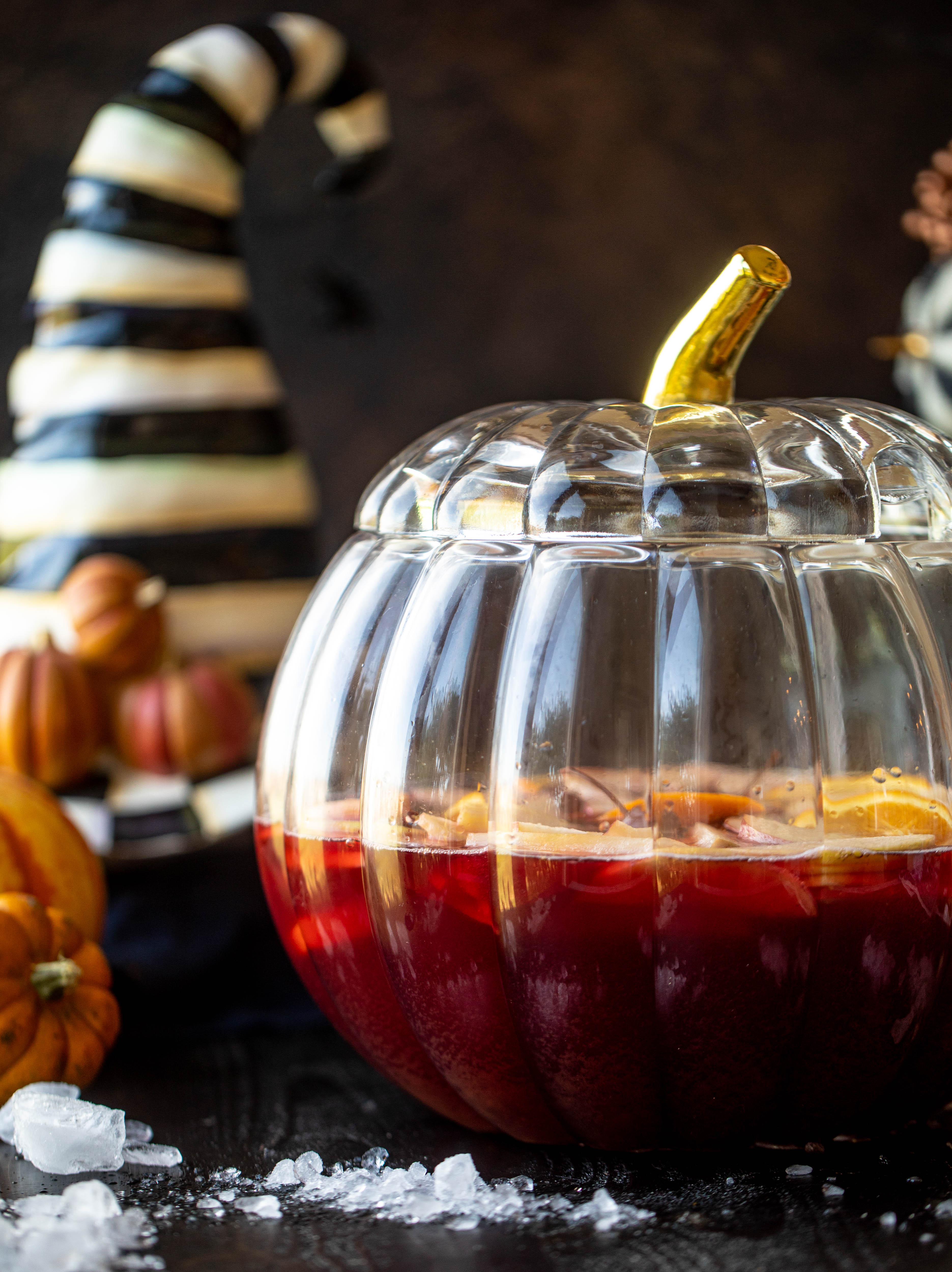 A fun Halloween punch that everyone can enjoy! Hocus pocus punch is full of cider, orange and cranberry and tastes delicious!