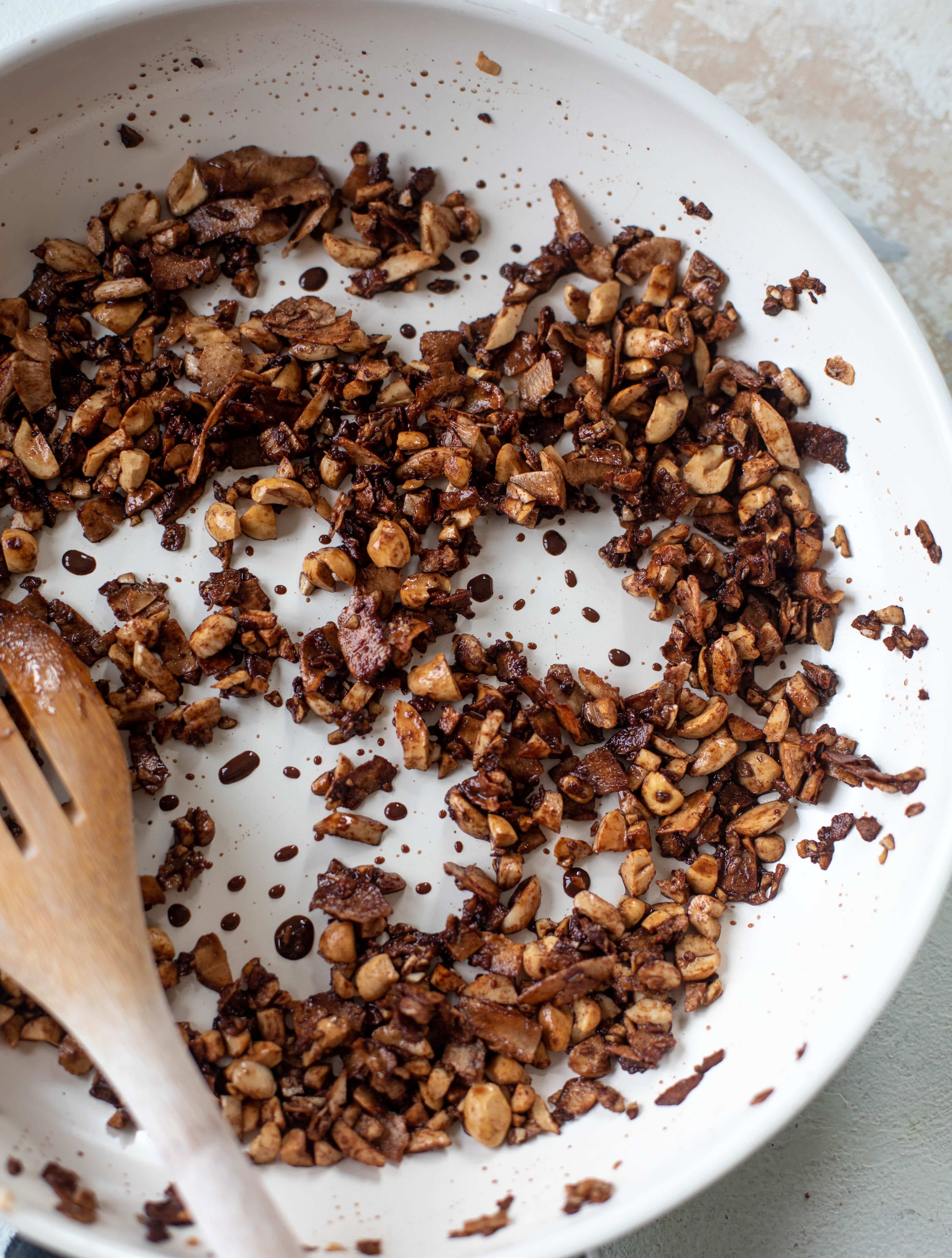5 minute grain free chocolate granola