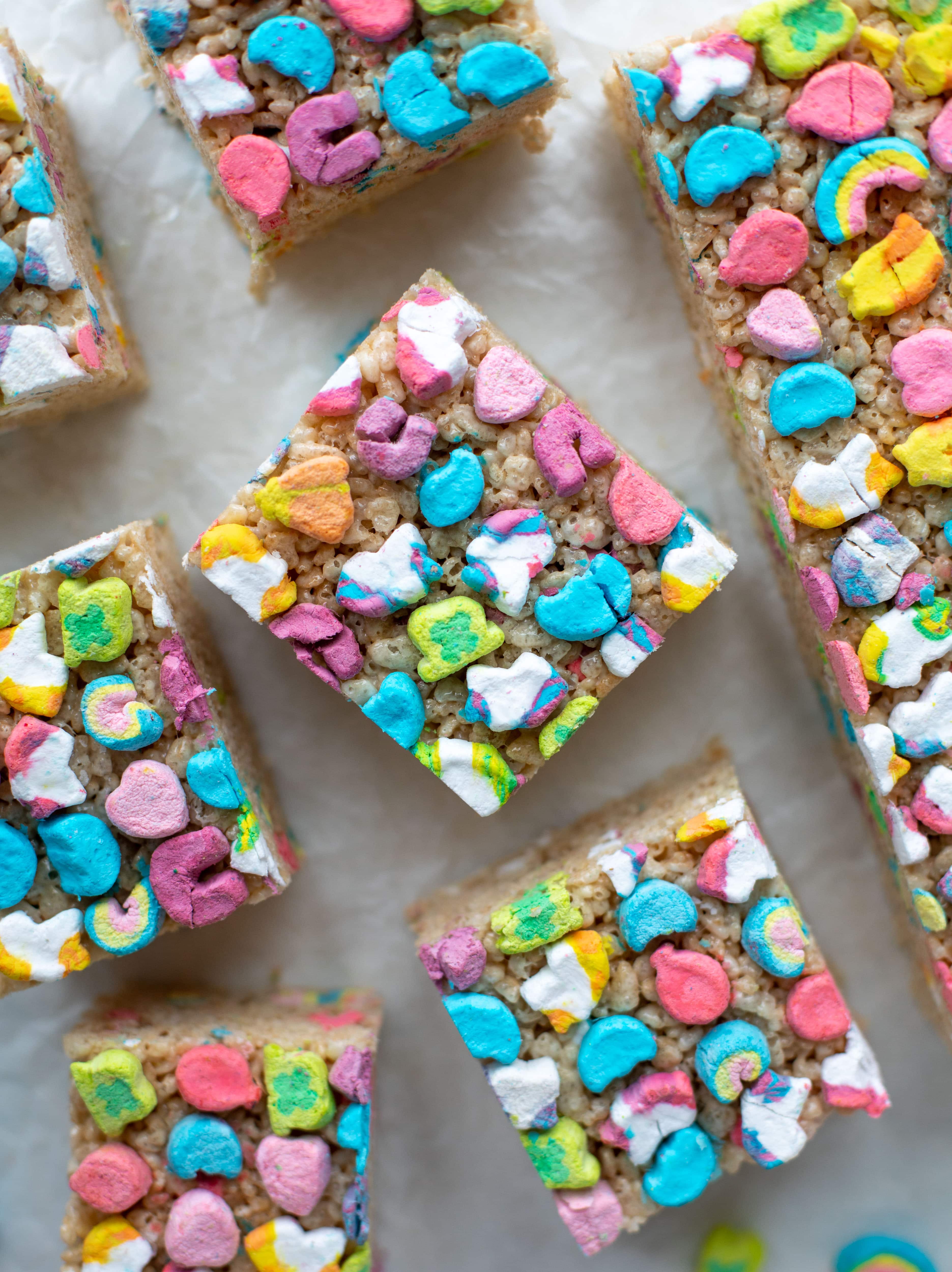 These lucky charms rice krispie treats are a throwback recipe to one of my favorite childhood treats! Here's a little festive twist for Saint Patrick's Day.