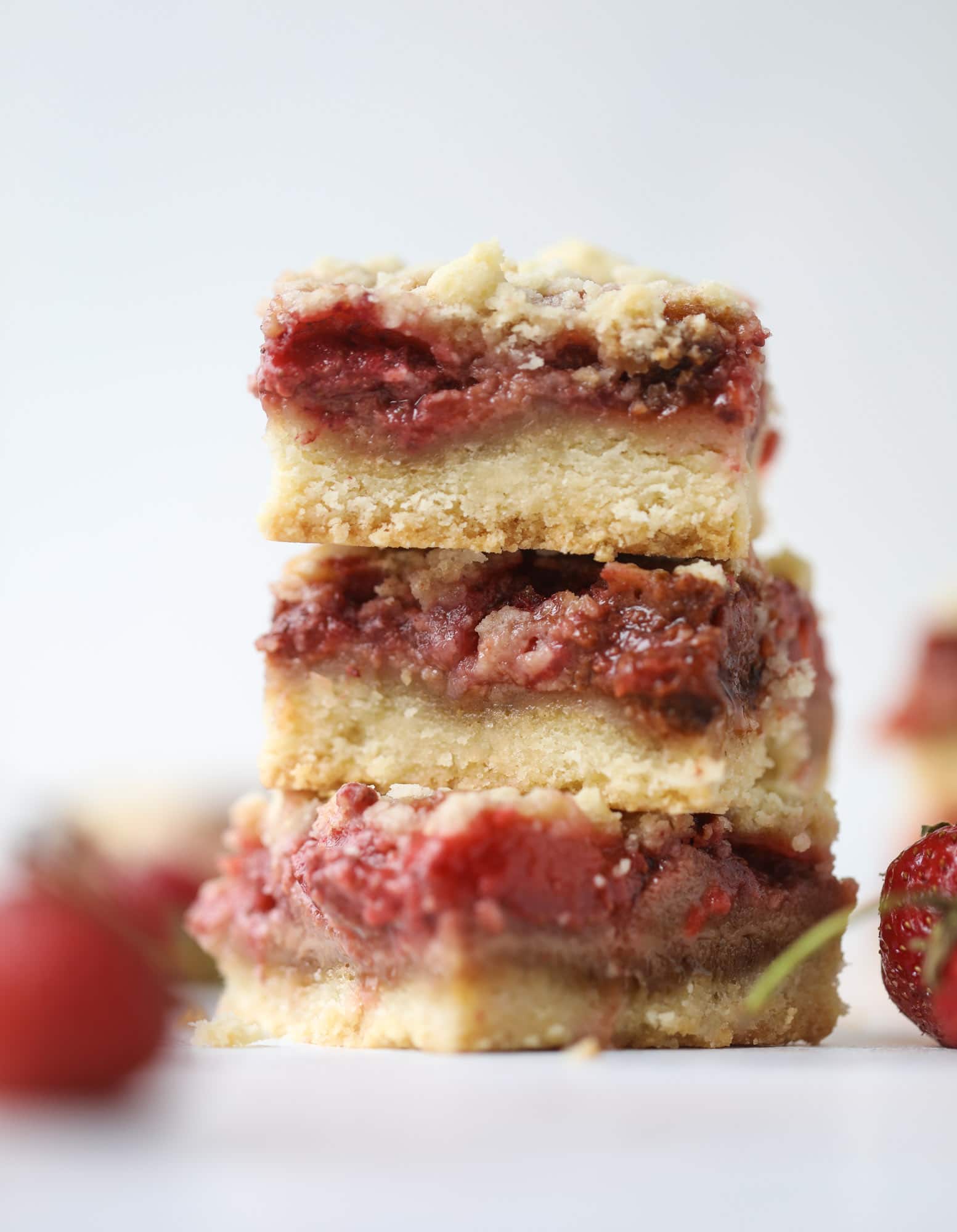 strawberry cobbler bars + 23 mother's day recipes