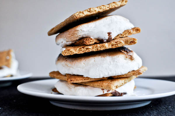 Beer Marshmallow S'mores I howsweeteats.com