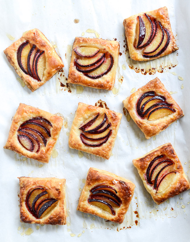 black plum tarts with brown butter and sea salt I howsweeteats.com