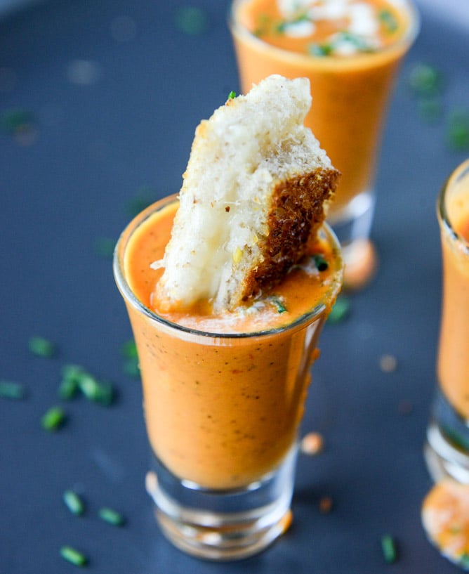 creamy tomato soup shooters with grilled cheese sticks. {video!}