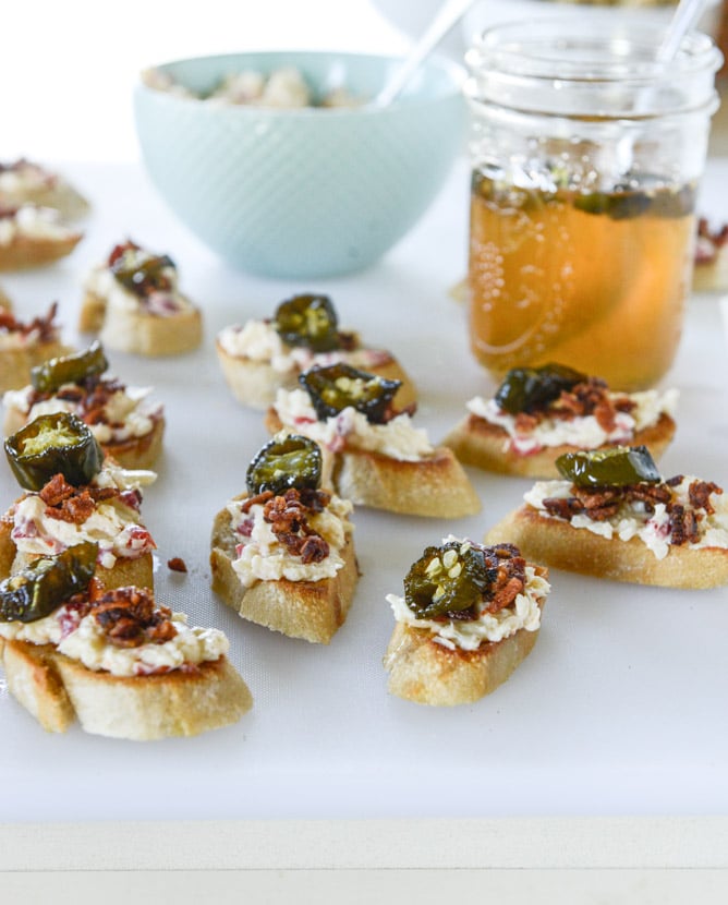 bacon ciabatta crostini with pimento cheese and candied jalapeños I howsweeteats.com