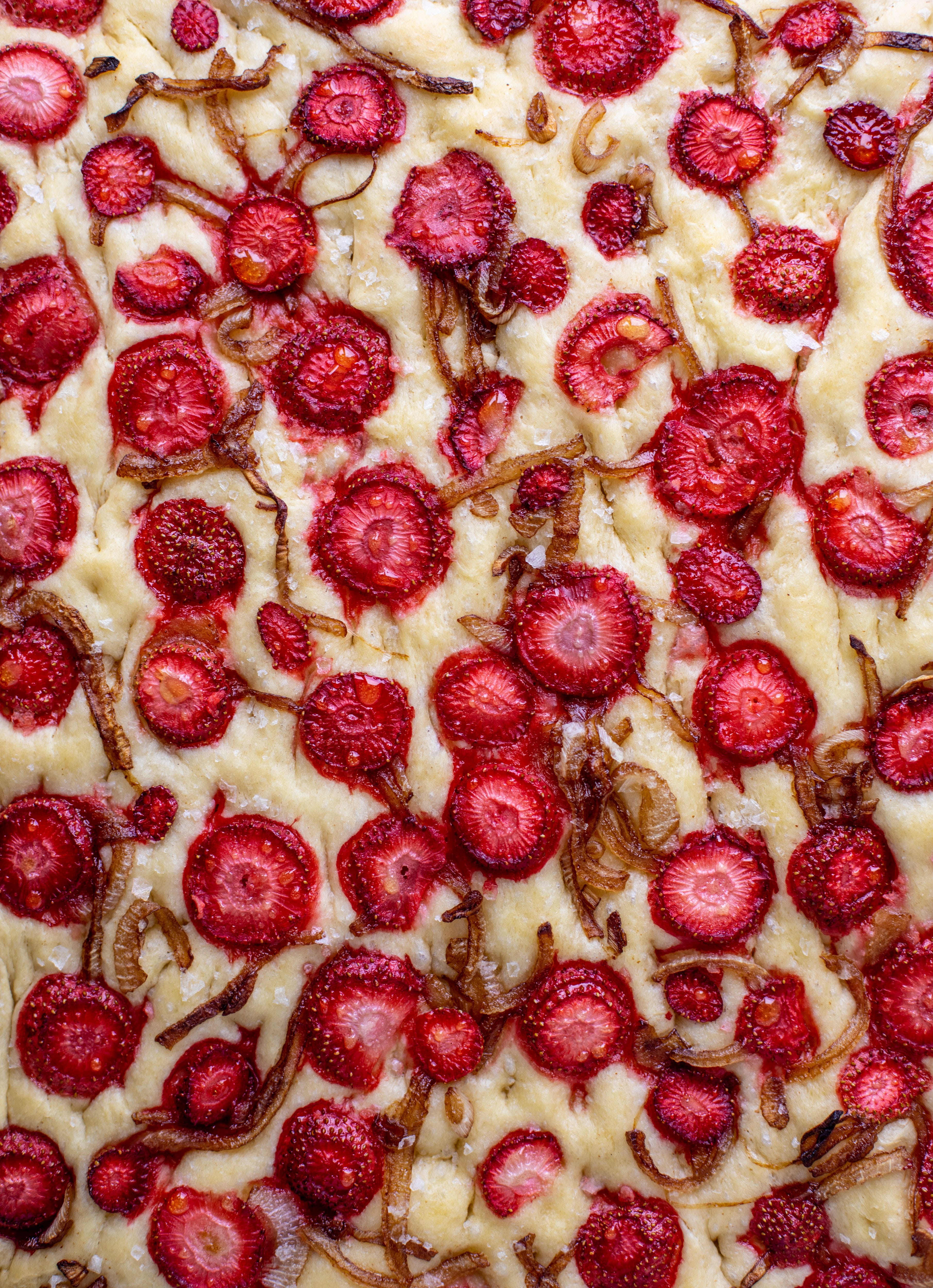 focaccia with caramelized onions and strawberries