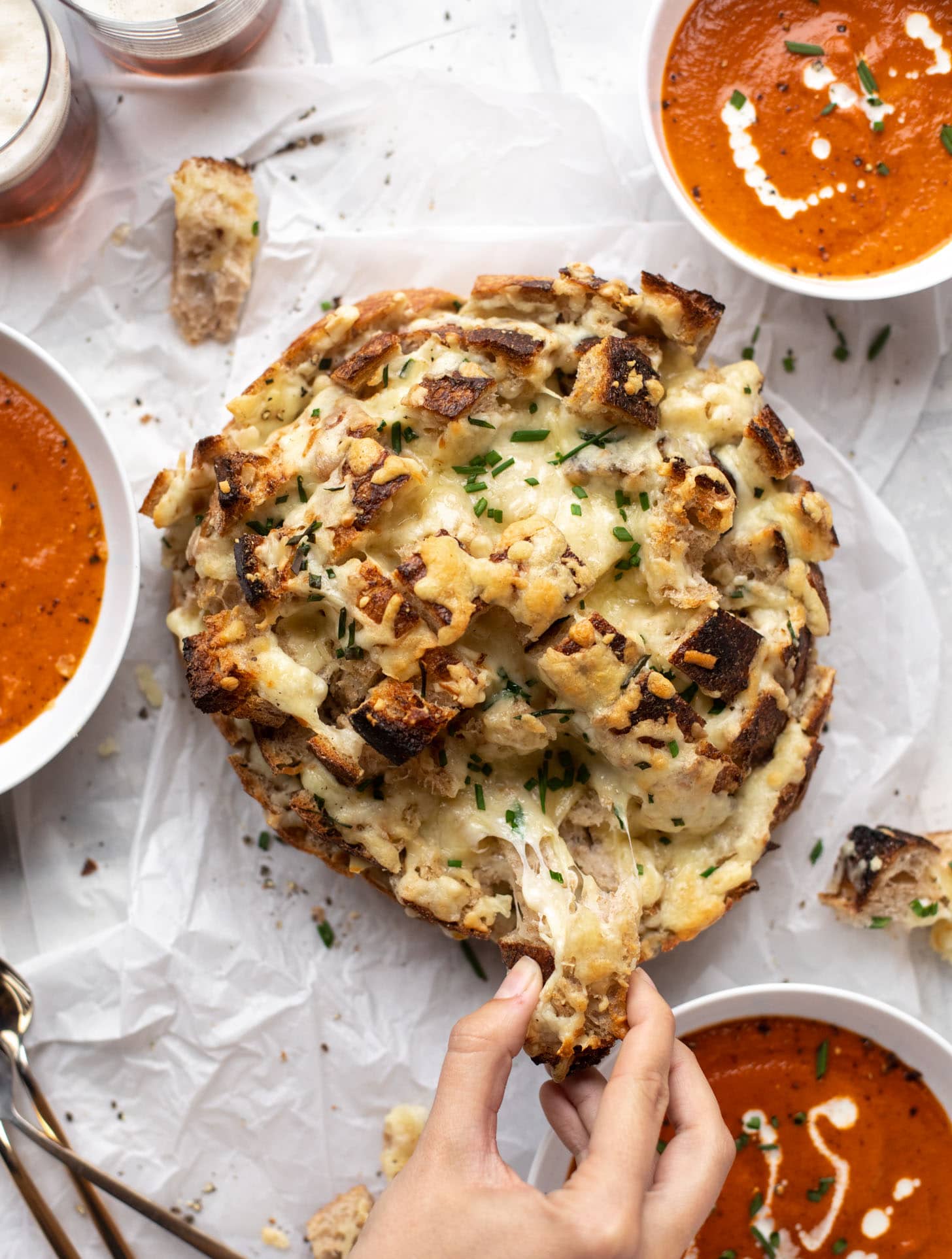 chipotle tomato soup with smoked cheddar pull apart bread
