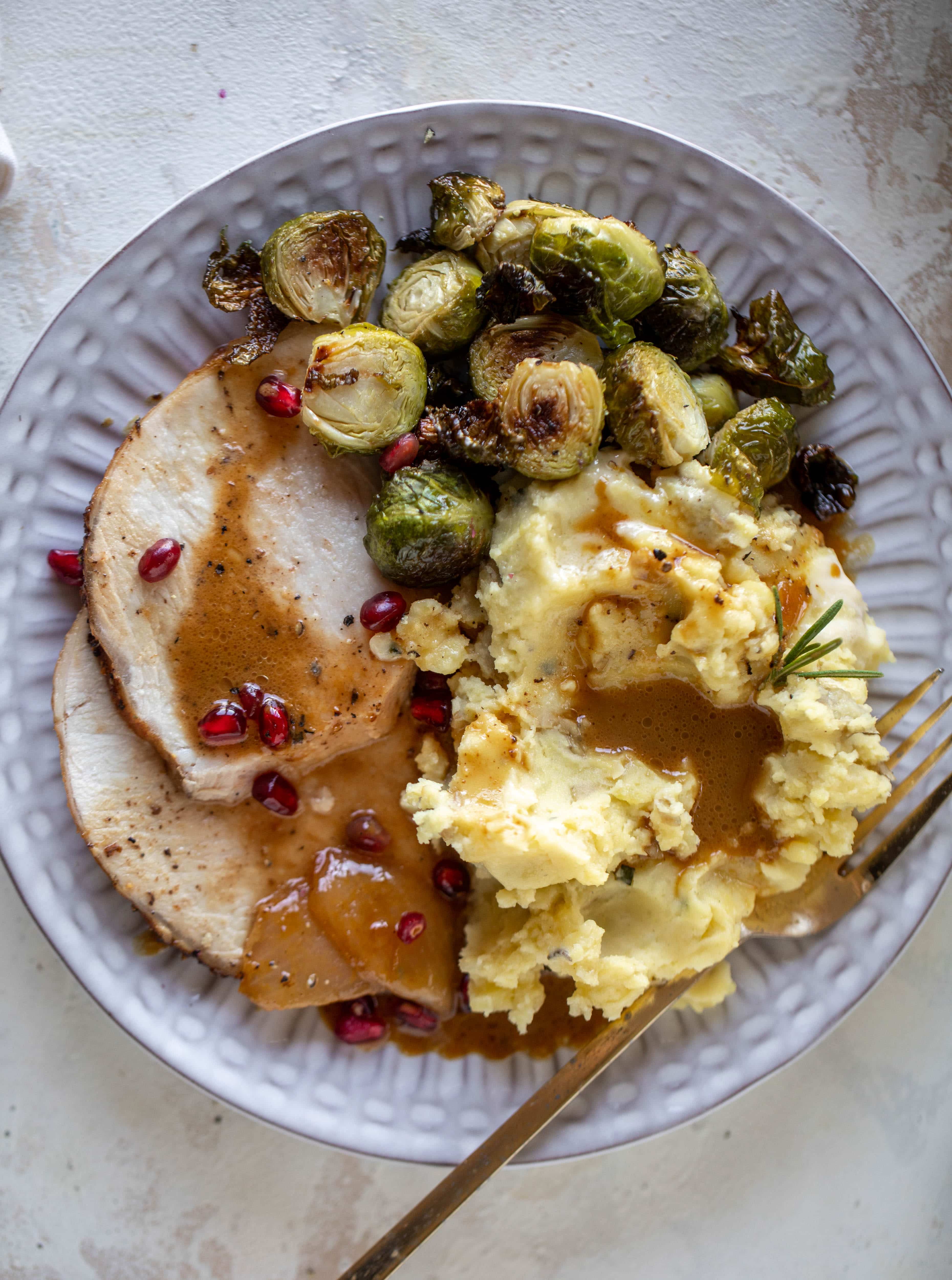20 Meals To Make On Thanksgiving If You Don't Want To Eat Turkey and Stuffing
