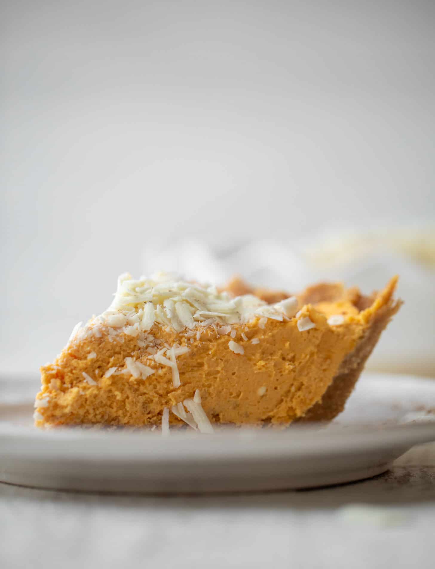 pumpkin mousse pie with white chocolate