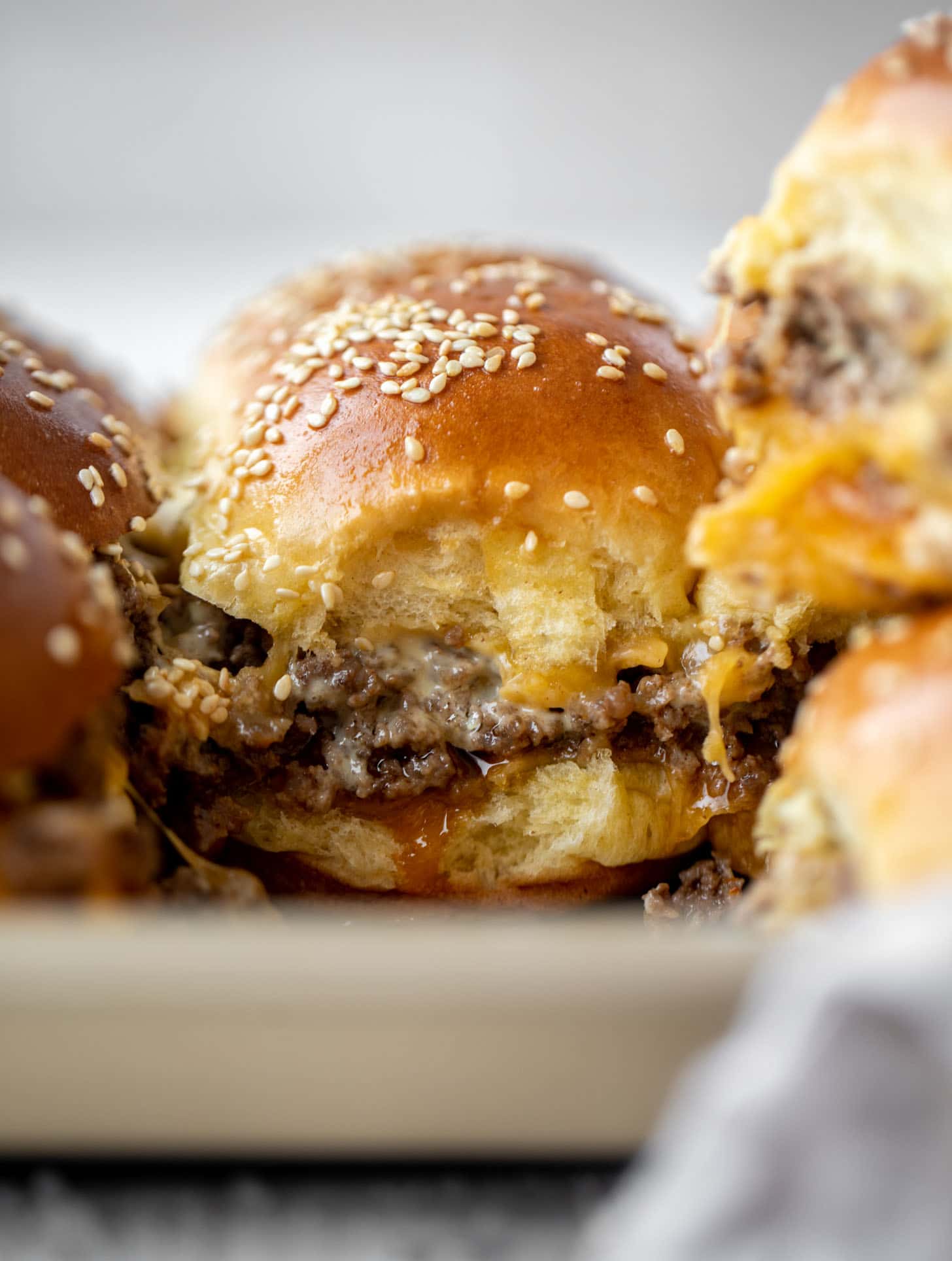 cheeseburger sliders with house sauce