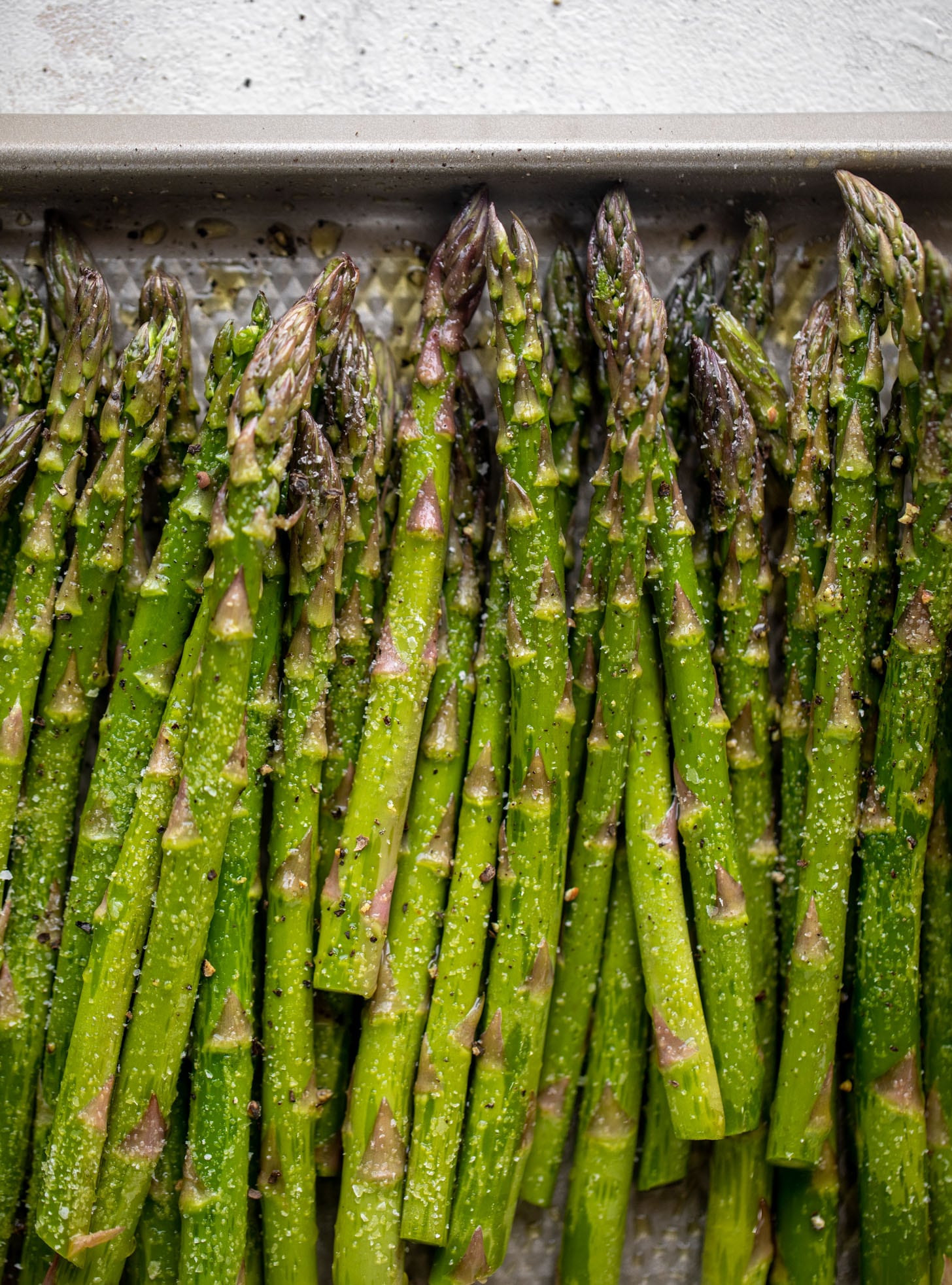 asparagus with olive oil, salt and pepper